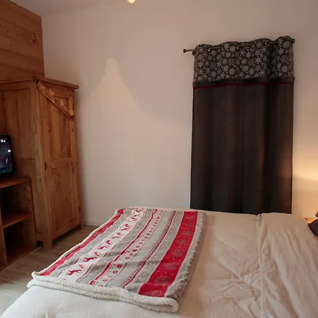 Duplex 6 Chambres, Sauna, Jacuzzi, Balcons Sud, Parking, Proche Pistes Et Golf *